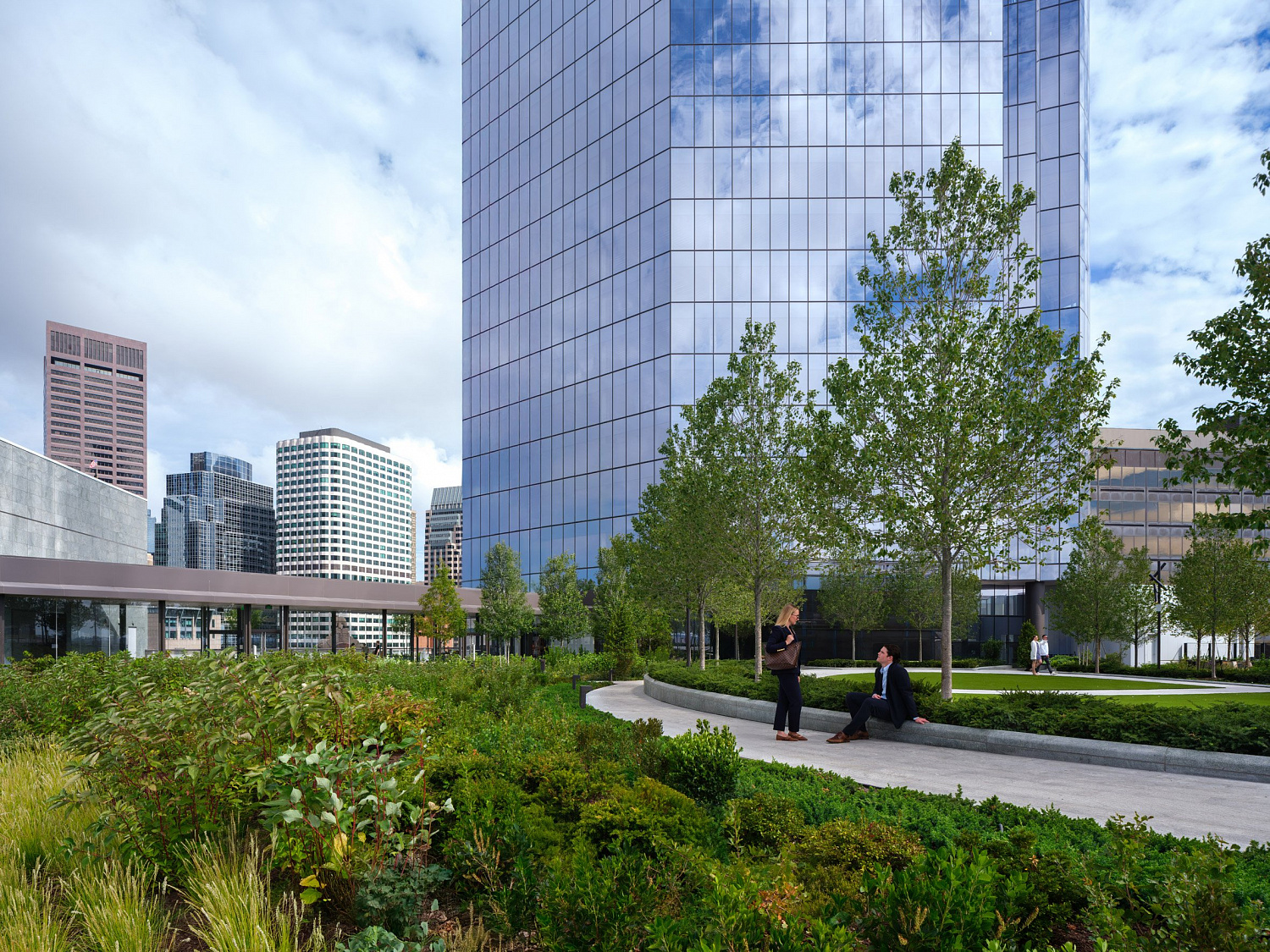 Pelli Clarke & Partners изменила горизонт Бостона с небоскрёбом над историческим вокзалом